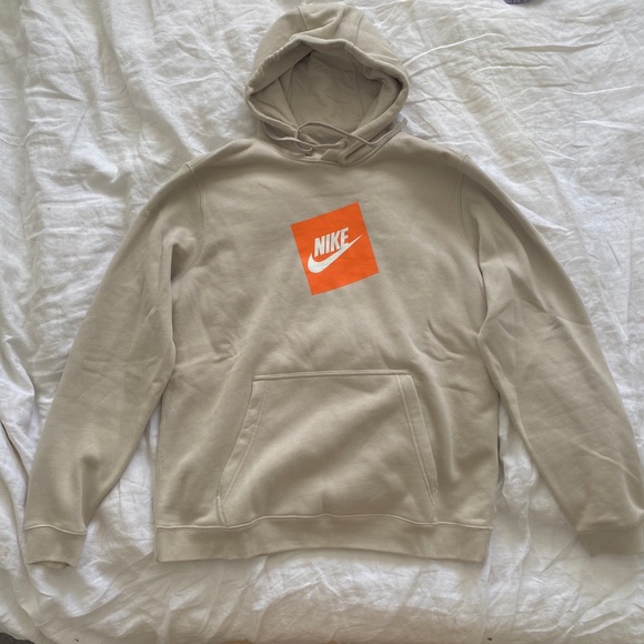 nike beige hoodie